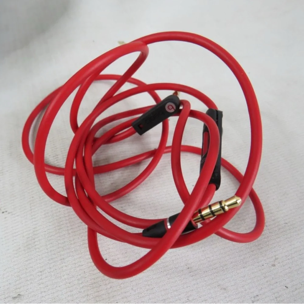 Beats by Dr. Dre Solo HD Wired Headphones [M1238]